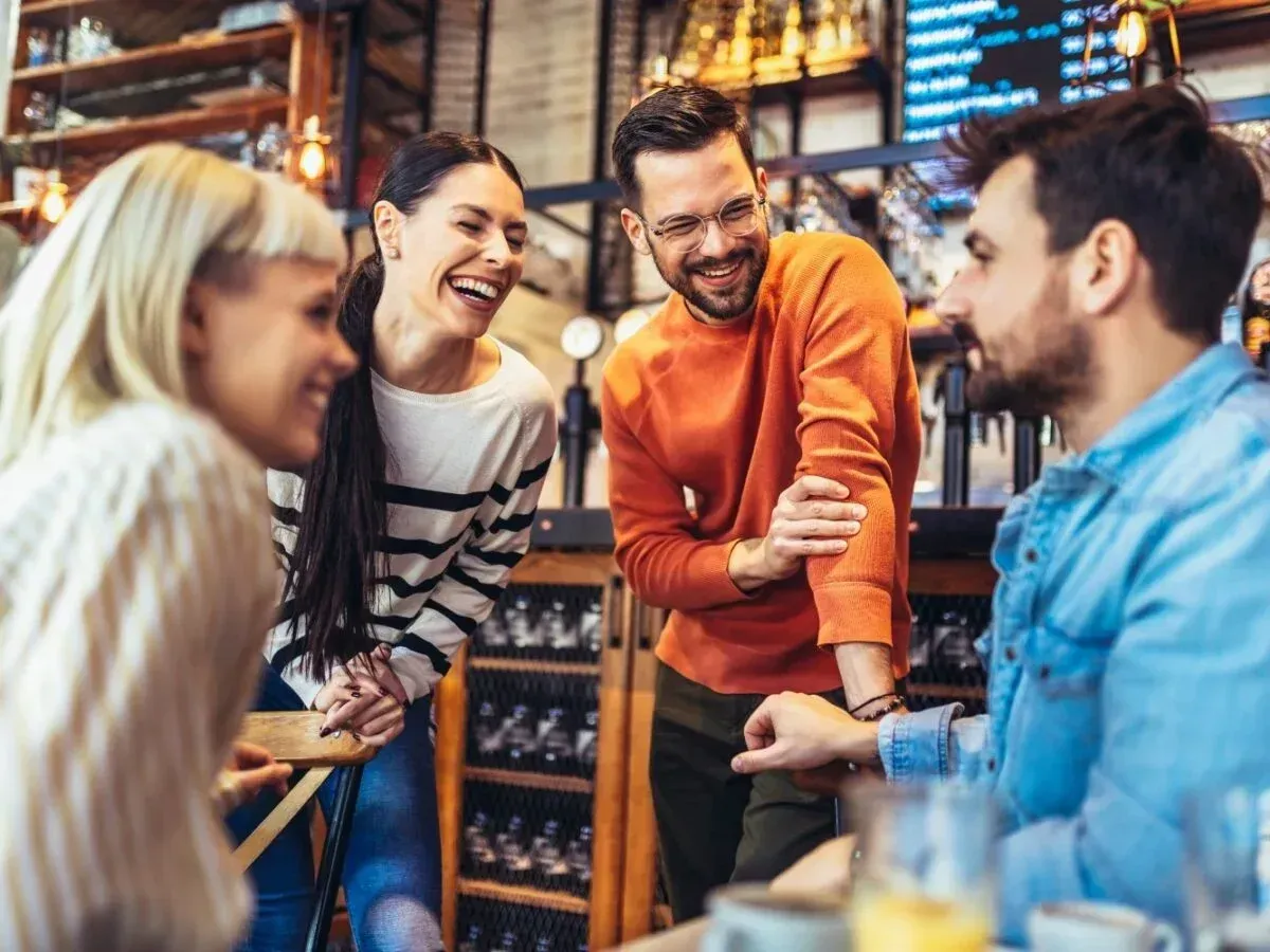 Nüchterne Partys meistern: Ihr Leitfaden für soziale Anlässe ohne Alkohol